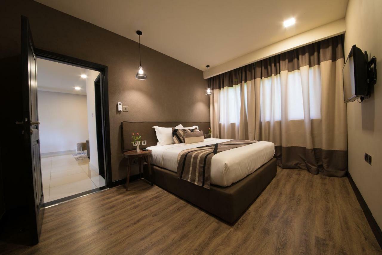 Speke Apartments Kitante Kampala Esterno foto