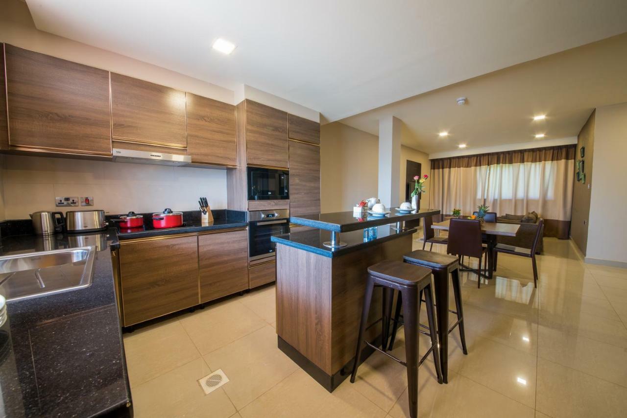 Speke Apartments Kitante Kampala Esterno foto