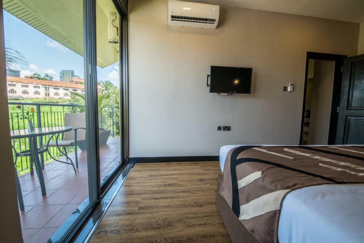 Speke Apartments Kitante Kampala Esterno foto