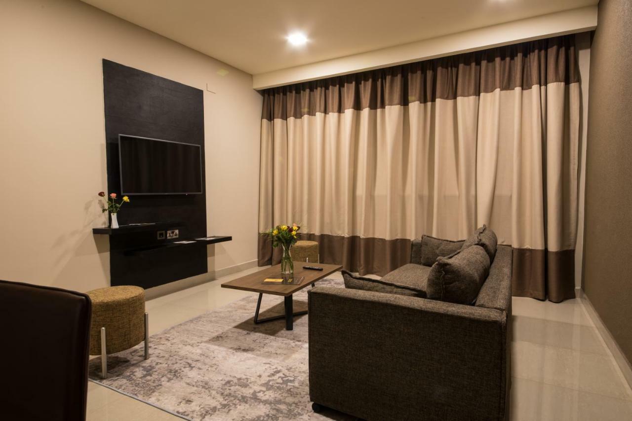 Speke Apartments Kitante Kampala Esterno foto